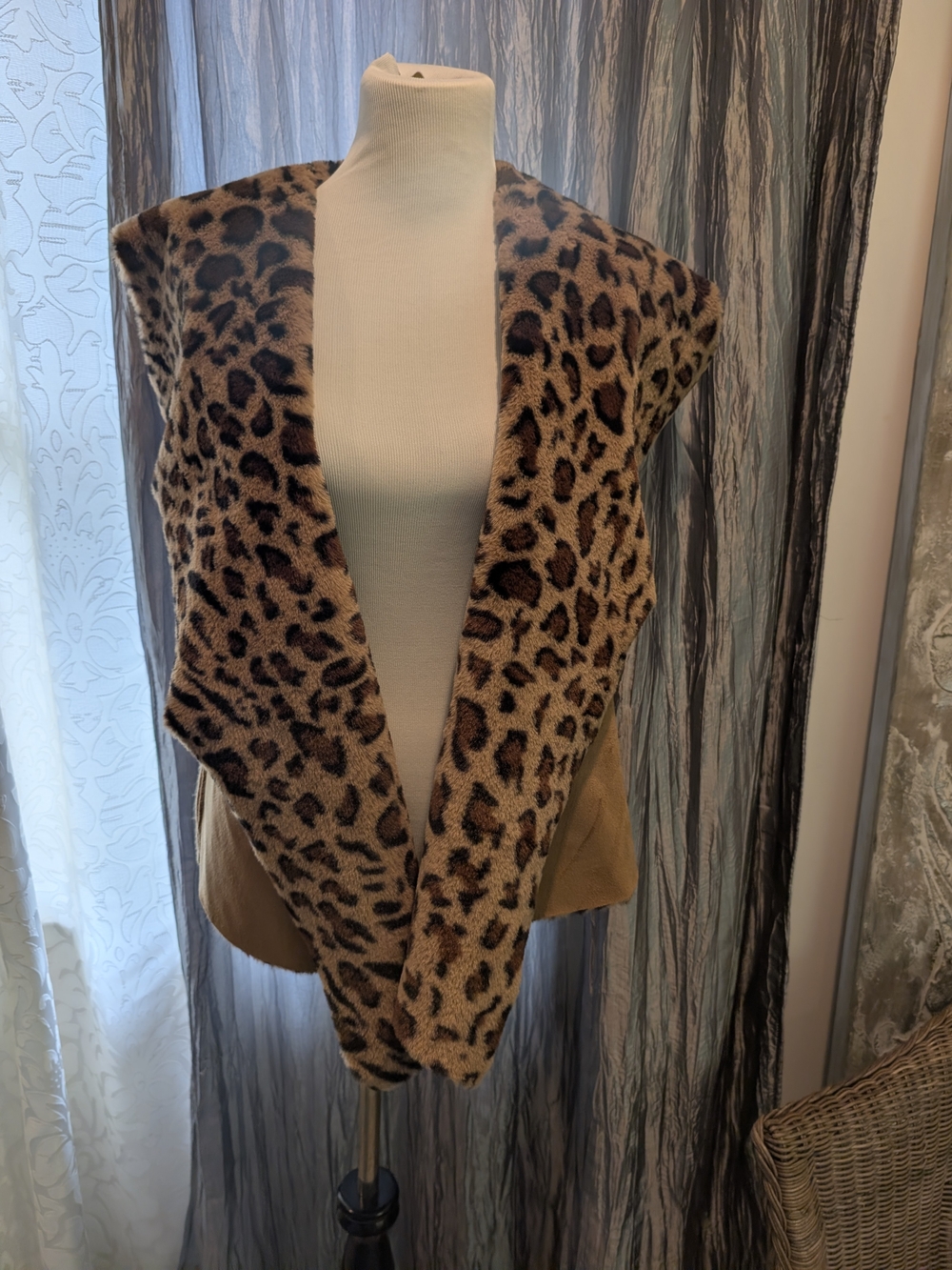 Kate & Sam Leopard Faux Fur Shawl Collar Sweater Vest Small Boho